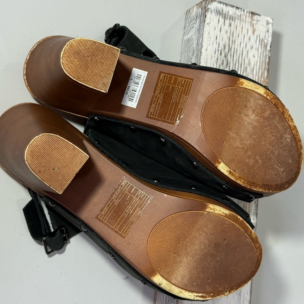 TORRID (Insider Collection) Genuine Leather Wood Peep Toe Heels Black/Tan-9 - Picture 5 of 6